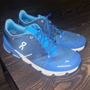 On Cloud Blue Running Sneakers Great Condition Size 12